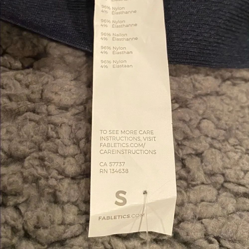 Fabletics Poppy Sports Bra Size Small - Picture 3 of 8